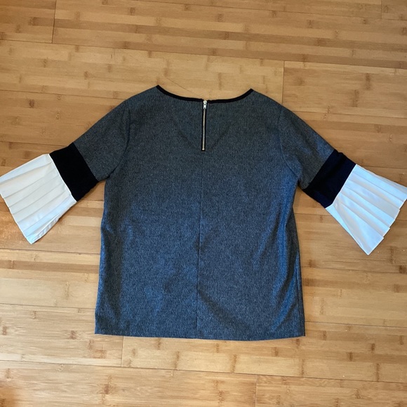 THML NWOT SizenSmall Mixed Media White & Gray W/ White Ruffled 3/4 Sleeve - Picture 8 of 8